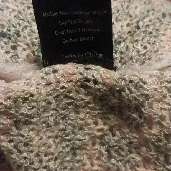 POL Top Women Pullover Lightweight Sweater Cheetah Top Cropped 3/4 Shirt Size L - Picture 6 of 6